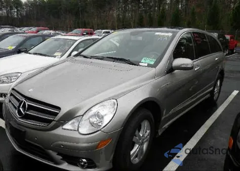 2009 Mercedes-Benz R350 R Class z USA, uszkodzony, nr VIN 4JGCB65E89A090404